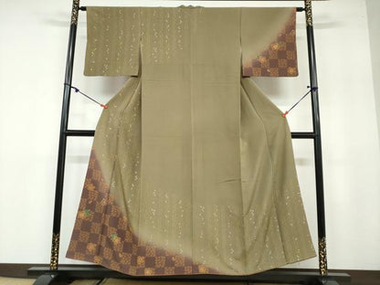 平和屋着物●訪問着　市松舞桜文　暈し染め　金彩　正絹　逸品　DAAY5921ud