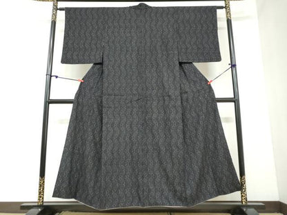 平和屋着物●結城紬 80亀甲 幾何学文様 正絹 逸品 DAAY5931ud