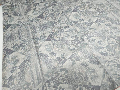 平和屋着物●本場大島紬 白大島 総絣 洋花文 さが美扱い 正絹 逸品 DAAY5974ud