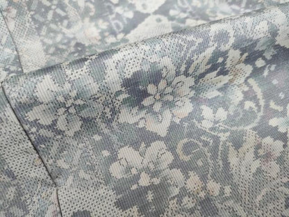 平和屋着物●本場大島紬 白大島 総絣 洋花文 さが美扱い 正絹 逸品 DAAY5974ud