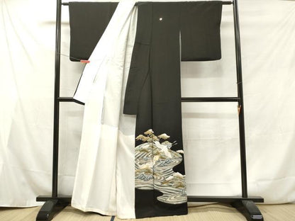 平和屋着物■豪華黒留袖　駒刺繍　飛鶴風景松文　金彩　正絹　逸品　DAAY6270ea