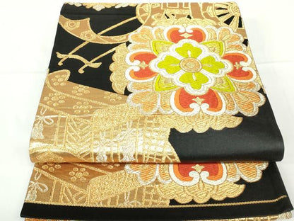 平和屋着物◎六通柄袋帯　正倉院花文　御所車　黒地　金糸　正絹　逸品　DAAY6519ea