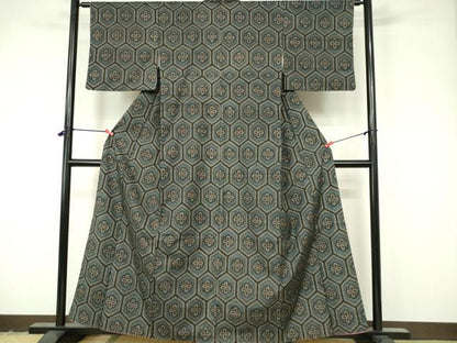 平和屋着物■上質な紬　亀甲花文　正絹　逸品　DAAY6716qp