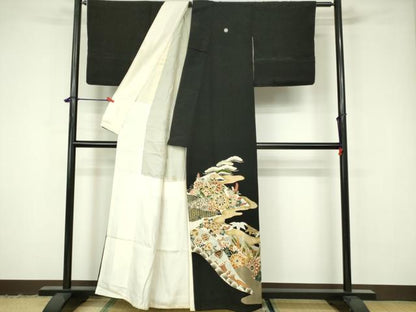 平和屋着物■豪華黒留袖 刺繍 吉祥花文 更紗 金彩 正絹 逸品 DAAY6721qp