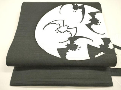 平和屋着物＊夏物 九寸名古屋帯 蝙蝠 コウモリ 黒地 正絹 逸品 DAAY8387cm