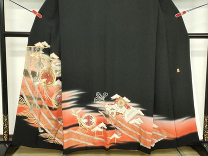 平和屋着物■豪華黒留袖　作家物　駒刺繍　鳳凰花文　暈し染め　金彩　正絹　逸品　DAAY8844cd