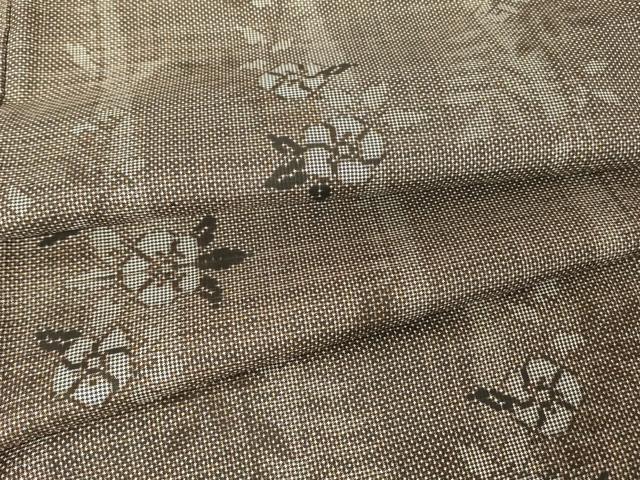 平和屋着物●本場大島紬 7マルキ 舞花文 正絹 逸品 DAAY9224az