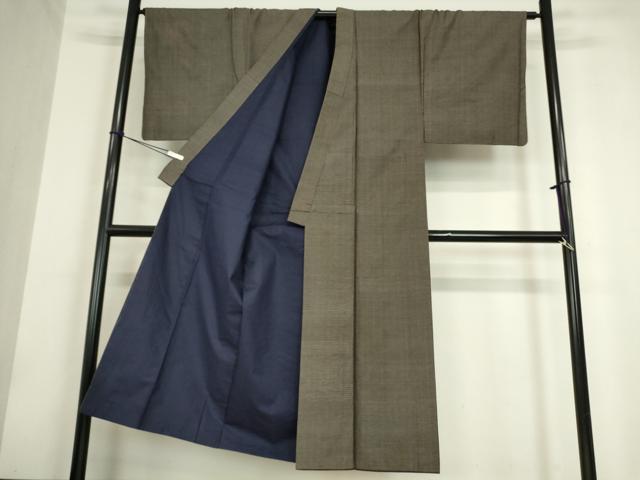 平和屋着物●男性 本場大島紬 80亀甲 総詰め 正絹 逸品 DAAY9271az