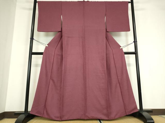 平和屋着物●上質な色無地　紋意匠　暗紅色　正絹　逸品　DAAY9633az