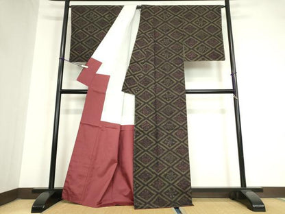 平和屋着物●本場結城紬　重要無形文化財　菱花文　100亀甲　正絹　逸品　未使用　DAAY9948az