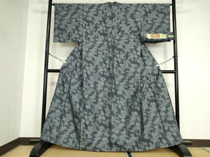 平和屋着物●本場大島紬　7マルキ　放浪　総絣　別ムツ子作　藤絹織物謹製　証紙付き　正絹　逸品　DAAY9949az
