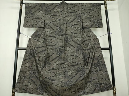 平和屋着物●本場大島紬　9マルキ　富士山　雲取り松文　正絹　逸品　DAAZ0206ps