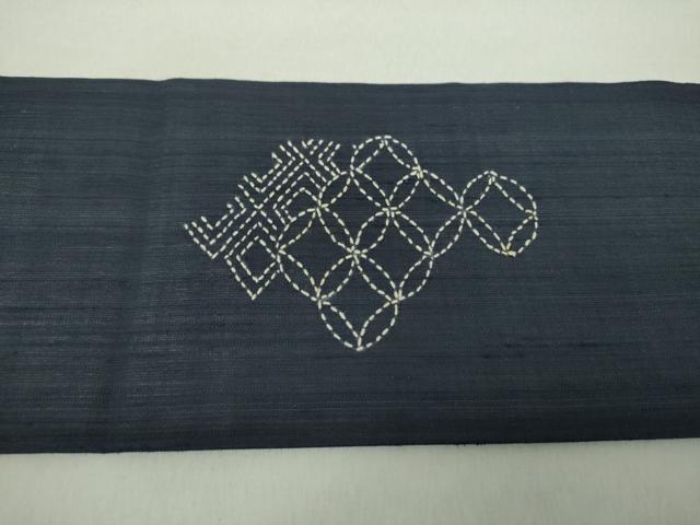 平和屋着物▽中国三大刺繍 相良刺繍 九寸名古屋帯 スリーシーズン帯 春夏秋 紬地 刺し子 総刺繍 和紙 番傘 正絹 逸品 未使用 DAAZ0301ps