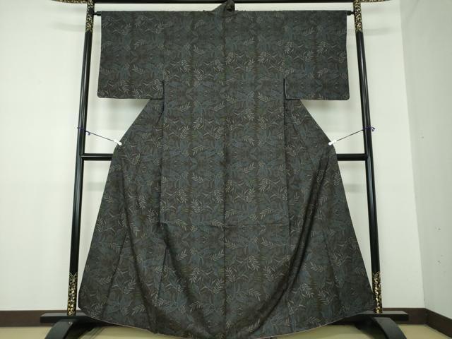 平和屋着物●本場大島紬 7マルキ 草葉文 正絹 逸品 DAAZ0498ps