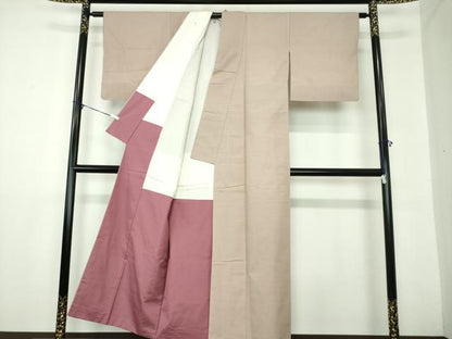 平和屋着物●本場眞綿絢結城紬 色無地 霞色 証紙付き 正絹 逸品 DAAZ0503ps