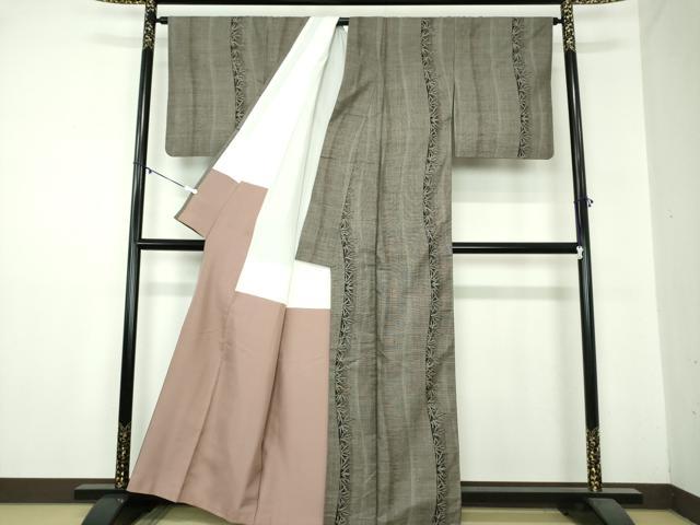 平和屋着物●本場大島紬 9マルキ 草葉間道 正絹 逸品 DAAZ0511ps