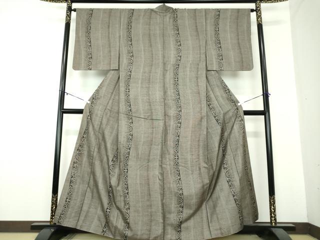 平和屋着物●本場大島紬 9マルキ 草葉間道 正絹 逸品 DAAZ0511ps