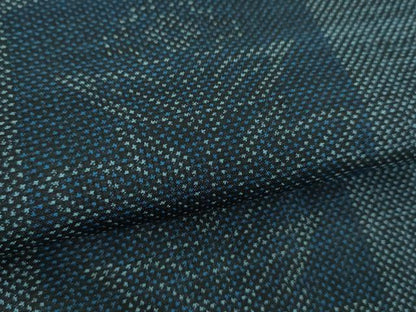 平和屋着物●本場大島紬 7マルキ 市松花文 正絹 逸品 DAAZ0566ps