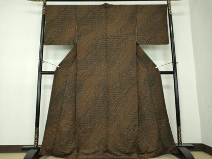 平和屋着物●訪問着　名物裂花文　笹蔓緞子　黒地　正絹　逸品　DAAZ0581ps