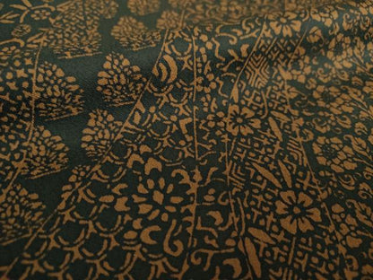 平和屋着物●訪問着　名物裂花文　笹蔓緞子　黒地　正絹　逸品　DAAZ0581ps