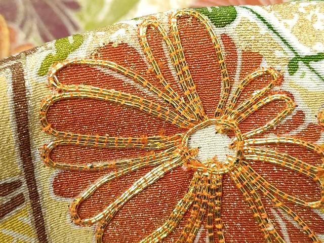 平和屋着物■豪華黒留袖　駒刺繍　菊尽くし　金彩　正絹　逸品　DAAZ1318qa
