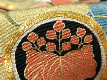 平和屋着物■豪華黒留袖　駒刺繍　枝松花丸文　松竹梅　金彩　正絹　逸品　DAAZ1341qa