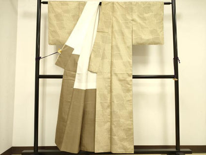 平和屋着物■上質な紬　瓦文　正絹　逸品　DAAZ2146op