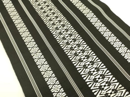平和屋着物●本場筑前博多織　八寸名古屋帯　献上　黒地　正絹　逸品　DAAZ2224op