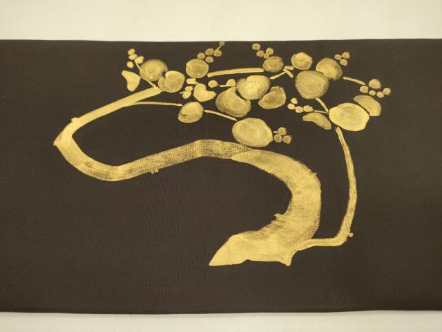 平和屋着物○塩瀬 九寸名古屋帯 枝梅 黒地 金彩 正絹 逸品 DAAZ2404op