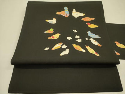 平和屋着物●塩瀬　九寸名古屋帯　舞梅　鳩　ハト　黒地　金彩　正絹　逸品　DAAZ2407op