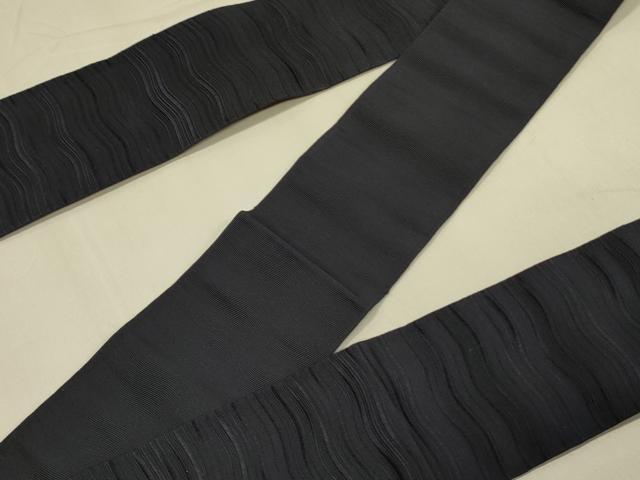 平和屋着物●男性　本場筑前博多織　角帯　よろけ縞　濃藍色　正絹　逸品　DAAZ2464op