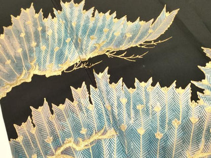 平和屋着物■豪華黒留袖　刺繍　松　金彩　正絹　逸品　DAAZ2565op