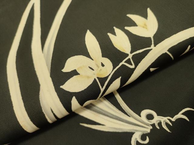 平和屋着物○塩瀬 九寸名古屋帯 草花 黒地 正絹 逸品 DAAZ2834op