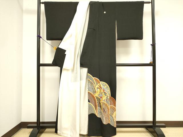 平和屋着物■豪華黒留袖　駒刺繍　立波文　金彩　正絹　逸品　DAAZ2890op