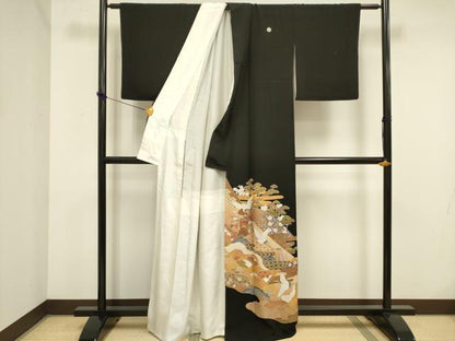 平和屋着物■豪華黒留袖　風景飛鶴花松文　金彩　正絹　逸品　DAAZ2918op