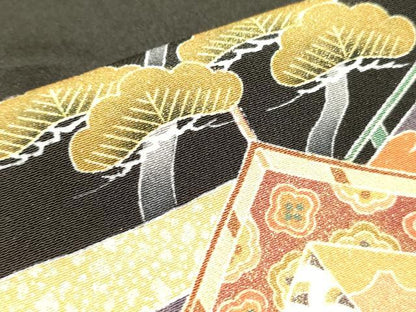 平和屋着物■豪華黒留袖　風景飛鶴花松文　金彩　正絹　逸品　DAAZ2918op