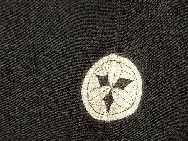 平和屋着物■豪華黒留袖　風景飛鶴花松文　金彩　正絹　逸品　DAAZ2918op