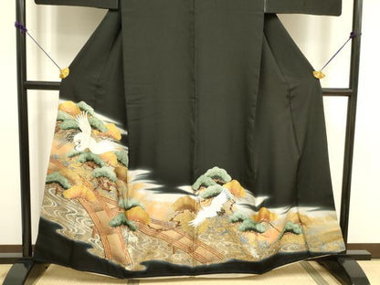 平和屋着物■豪華黒留袖　飛鶴松文　暈し染め　金彩　正絹　逸品　DAAZ2919op