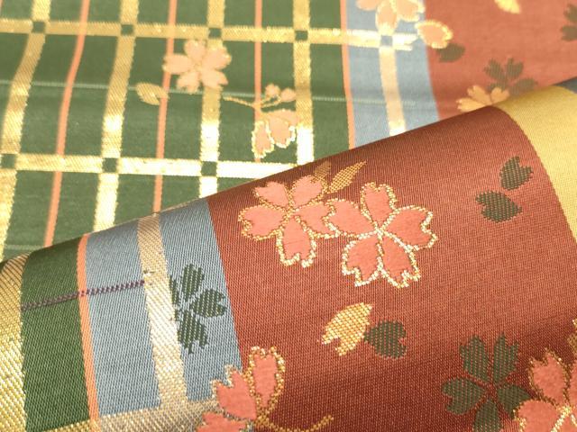 平和屋着物●全通柄袋帯　舞桜間道　金糸　正絹　逸品　DAAZ3148ob
