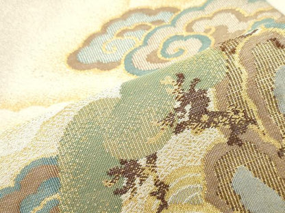平和屋着物●綴れ　八寸名古屋帯　立波雲松文　金糸　正絹　逸品　DAAZ3169ob
