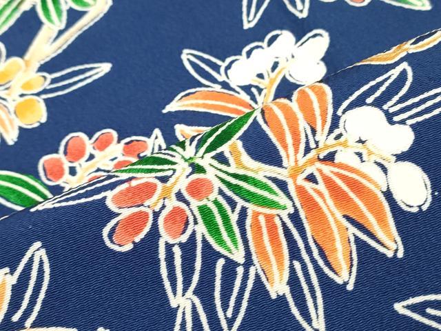 平和屋着物■上質な小紋　南天枝椿文　正絹　逸品　DAAZ3296ob