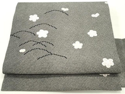 平和屋着物●全通柄九寸名古屋帯 舞花文 黒地 正絹 逸品 DAAZ3423ob