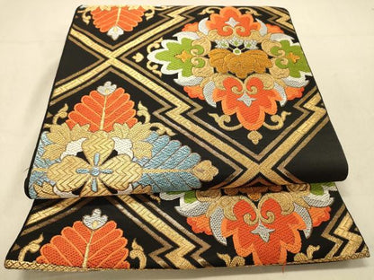平和屋着物◎六通柄　本袋帯　松皮菱草花文　黒地　金銀糸　正絹　逸品　DAAZ3521jm