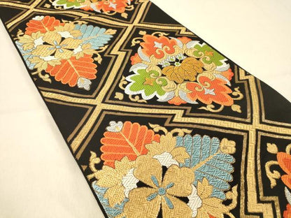 平和屋着物◎六通柄　本袋帯　松皮菱草花文　黒地　金銀糸　正絹　逸品　DAAZ3521jm