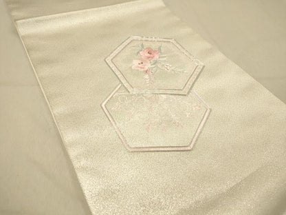 平和屋着物◎九寸開き名古屋帯　駒刺繍　総刺繍　亀甲草花文　金銀糸　正絹　逸品　DAAZ3642jm