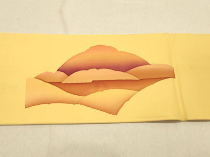 平和屋着物◎塩瀬　九寸名古屋帯　ろうけつ染め　風景文　正絹　逸品　DAAZ3851jm