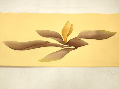 平和屋着物●塩瀬　九寸名古屋帯　ろうけつ染め　枝花文　正絹　逸品　DAAZ4358cm