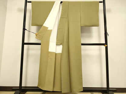 平和屋着物●上質な色無地　榛色　正絹　逸品　DAAZ5032du