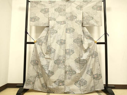 平和屋着物●本場大島紬　白大島　総絣　7マルキ　切嵌更紗花文　正絹　逸品　DAAZ5048du