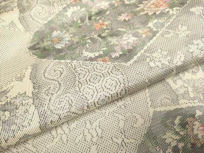平和屋着物●本場大島紬　白大島　総絣　7マルキ　切嵌更紗花文　正絹　逸品　DAAZ5048du